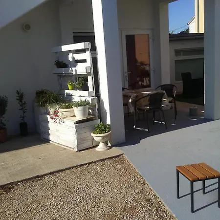 Apartament Lovely Near Centrum